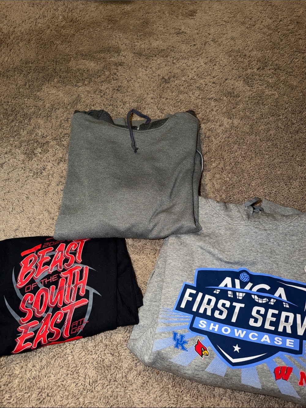Nike Men's Lot, set of 3. All size medium.